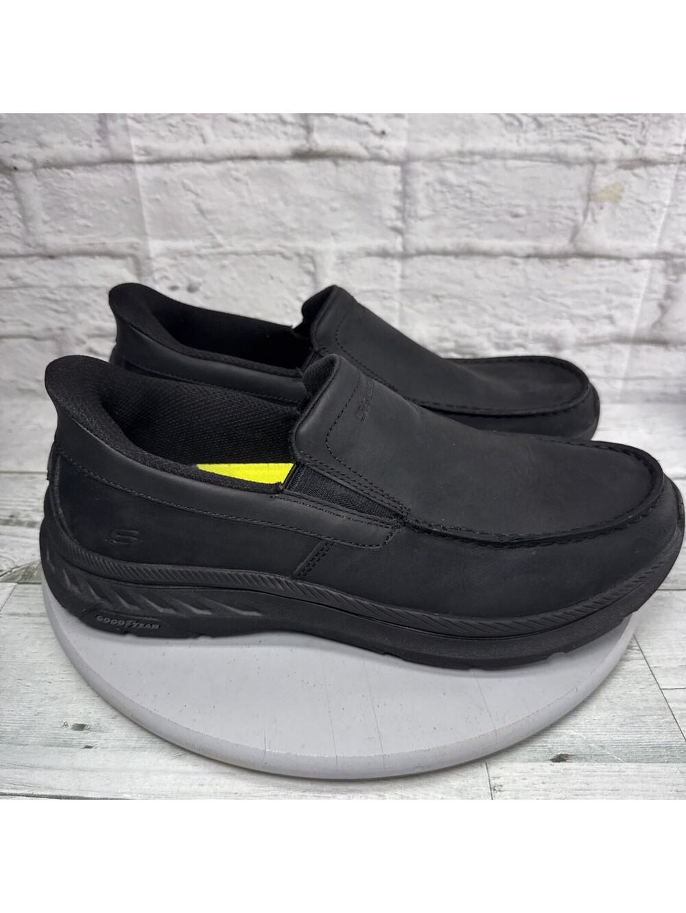 SKECHERS Relaxed Fit Pollard-Osgood Slip-ins Men's Size 10.5 Extra Wide Fit